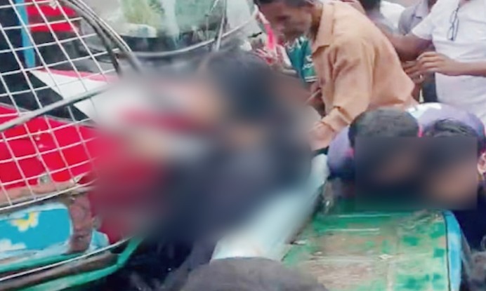 কুমিল্লায় বাস-অটোরিকশা সংঘর্ষে প্রবাস ফেরত যুবক নিহত, আহত ৪